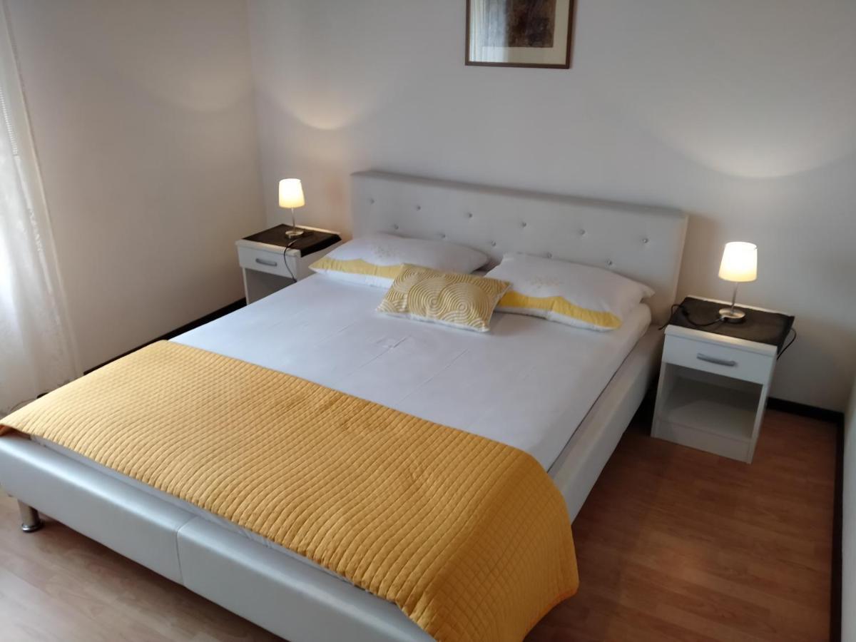 Apartman Avsec Krk Town Extérieur photo